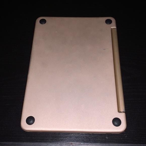 Rose gold iPad mini Bluetooth case with keyboard - Picture 4 of 4